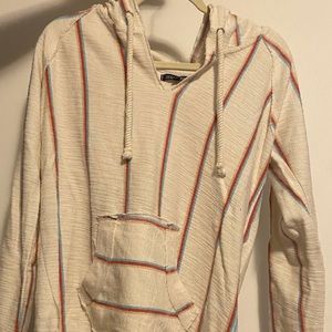 Beachy pull over
